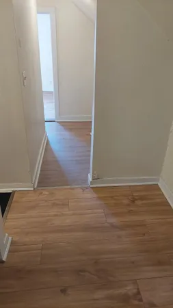 $1,400 | 32 South Main Street, Unit 7, Chester, VT 05143