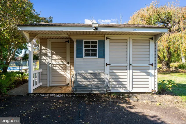 $440,000 | 6 Lantern Lane, Lansdale, PA 19446