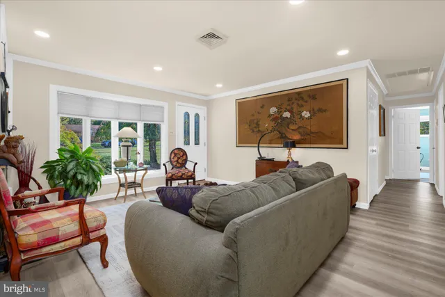 $440,000 | 6 Lantern Lane, Lansdale, PA 19446