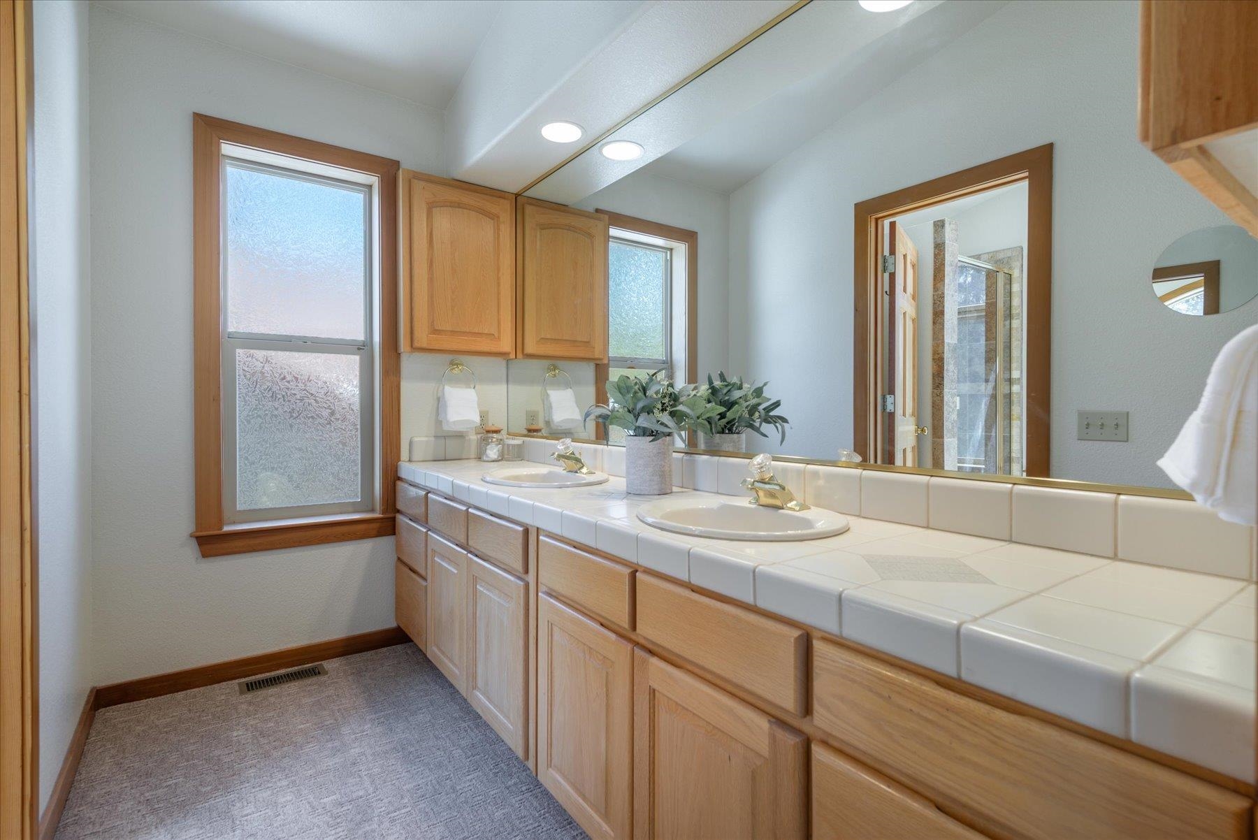 15284 Wolfgang Road Truckee, CA 96161 - Photo 18 of 28