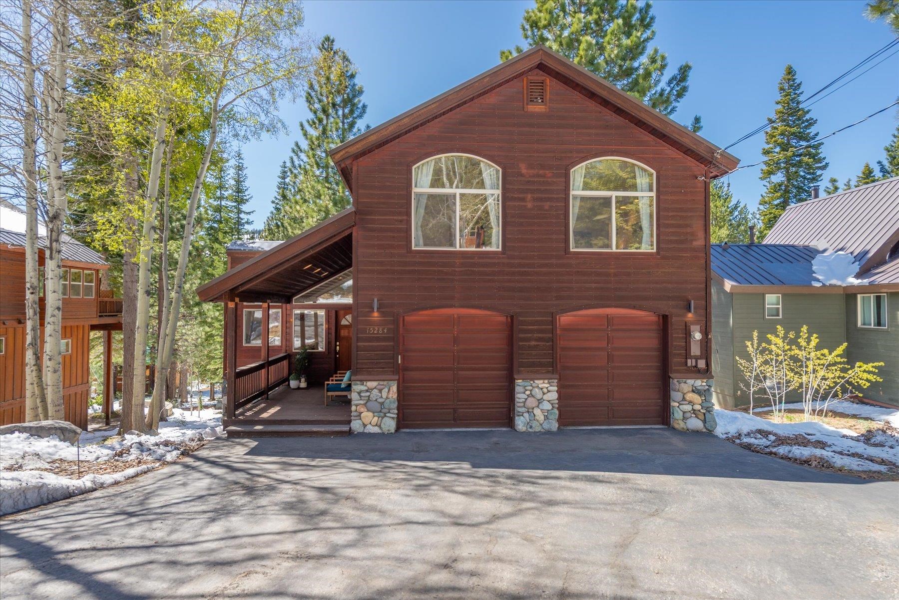 15284 Wolfgang Road Truckee, CA 96161 - Photo 2 of 28