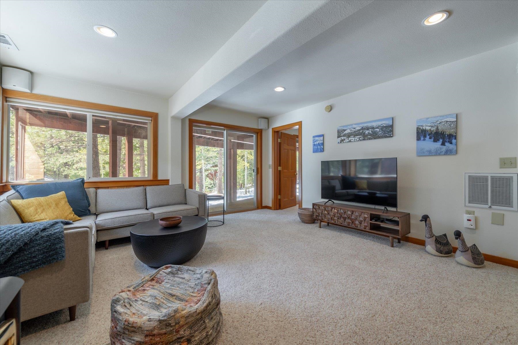15284 Wolfgang Road Truckee, CA 96161 - Photo 24 of 28