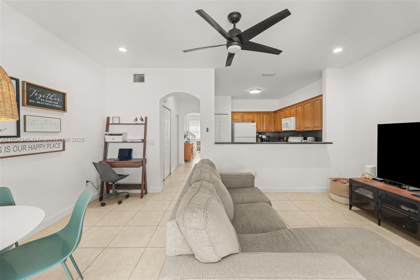 4076 Southwest 159th Avenue, Unit 8 Miramar, FL 33027 - Photo 12 of 41