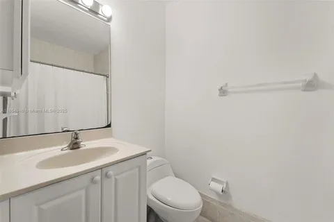 $415,000 | 4076 Southwest 159th Avenue, Unit 8, Miramar, FL 33027