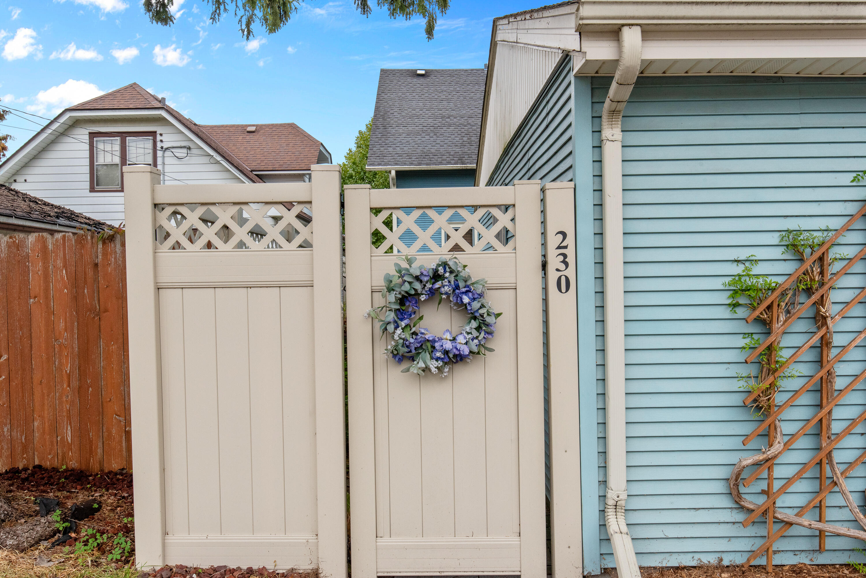 230 North 7th Avenue West Bend, WI 53095 - Photo 7 of 86 230 North 7th St-13