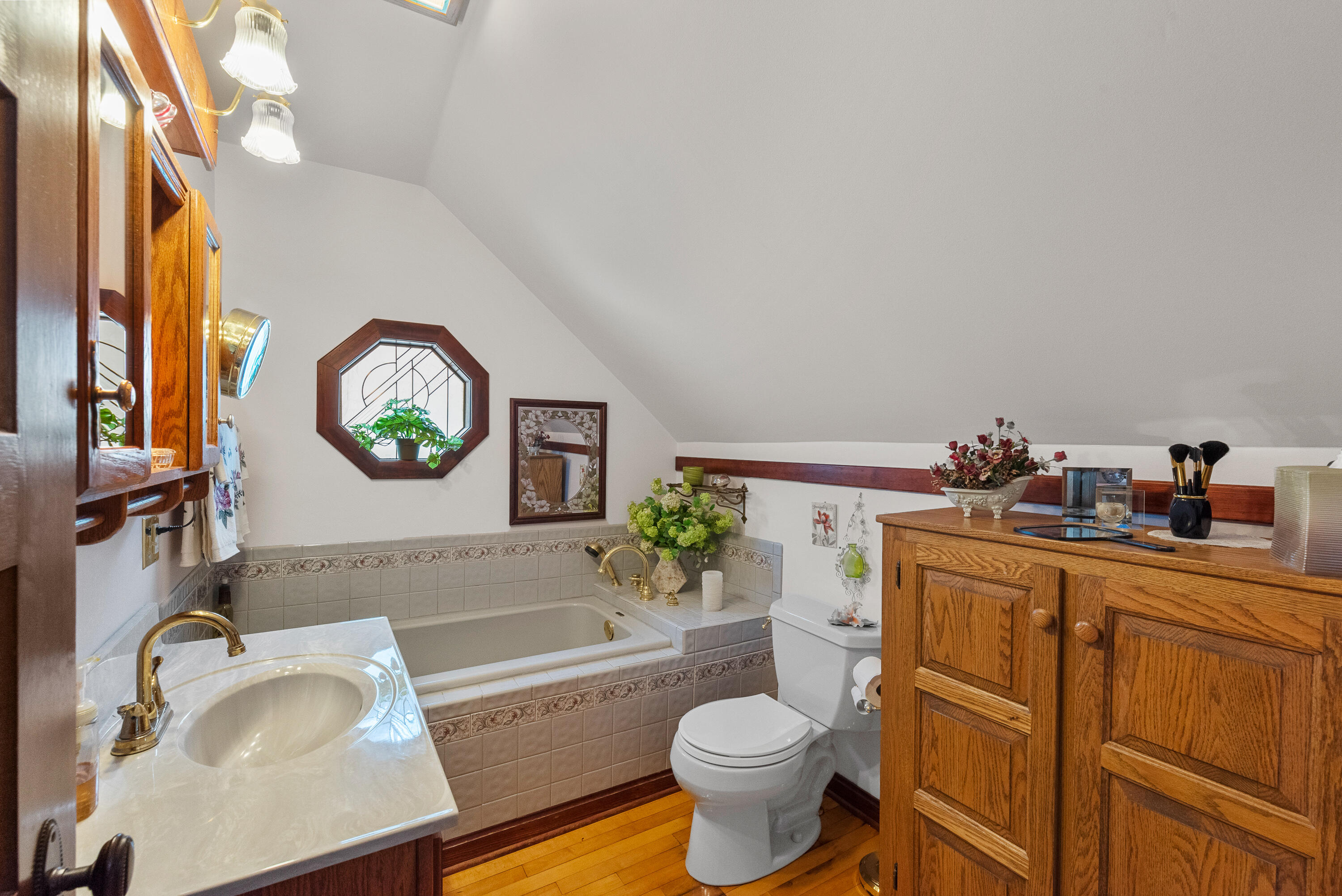 230 North 7th Avenue West Bend, WI 53095 - Photo 29 of 86 230 North 7th St interior-11