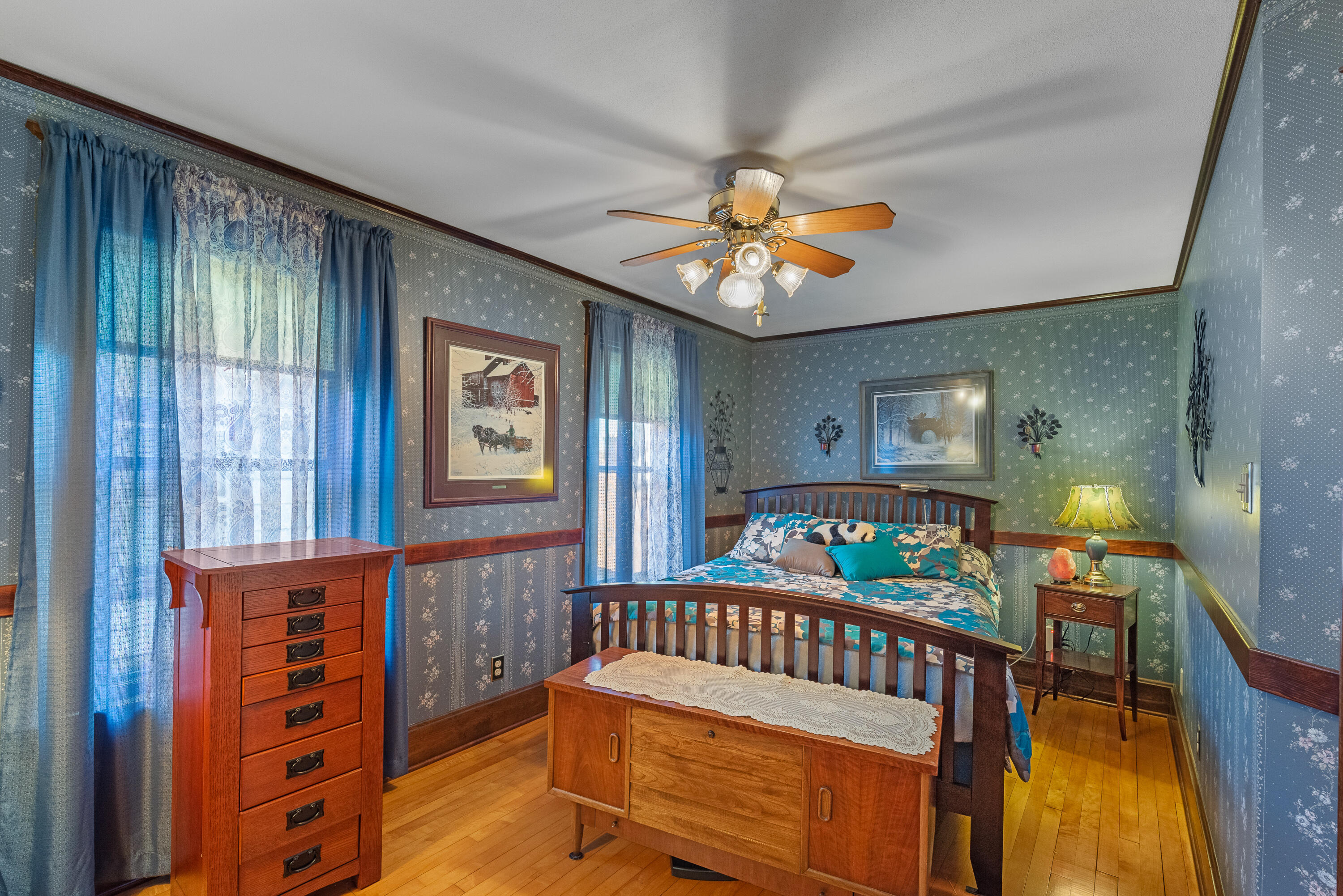 230 North 7th Avenue West Bend, WI 53095 - Photo 42 of 86 230 North 7th St interior-24