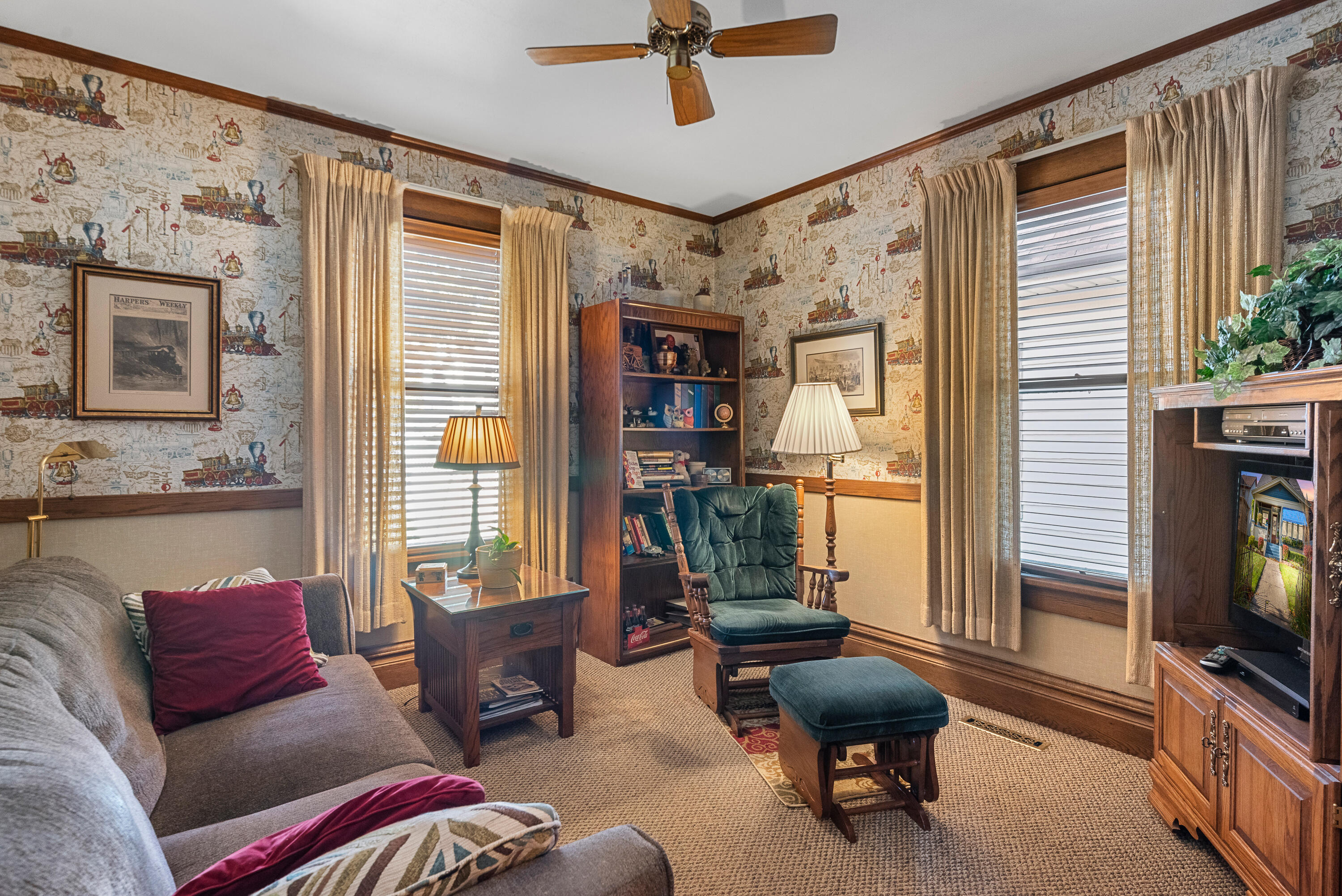 230 North 7th Avenue West Bend, WI 53095 - Photo 47 of 86 230 North 7th St interior-29