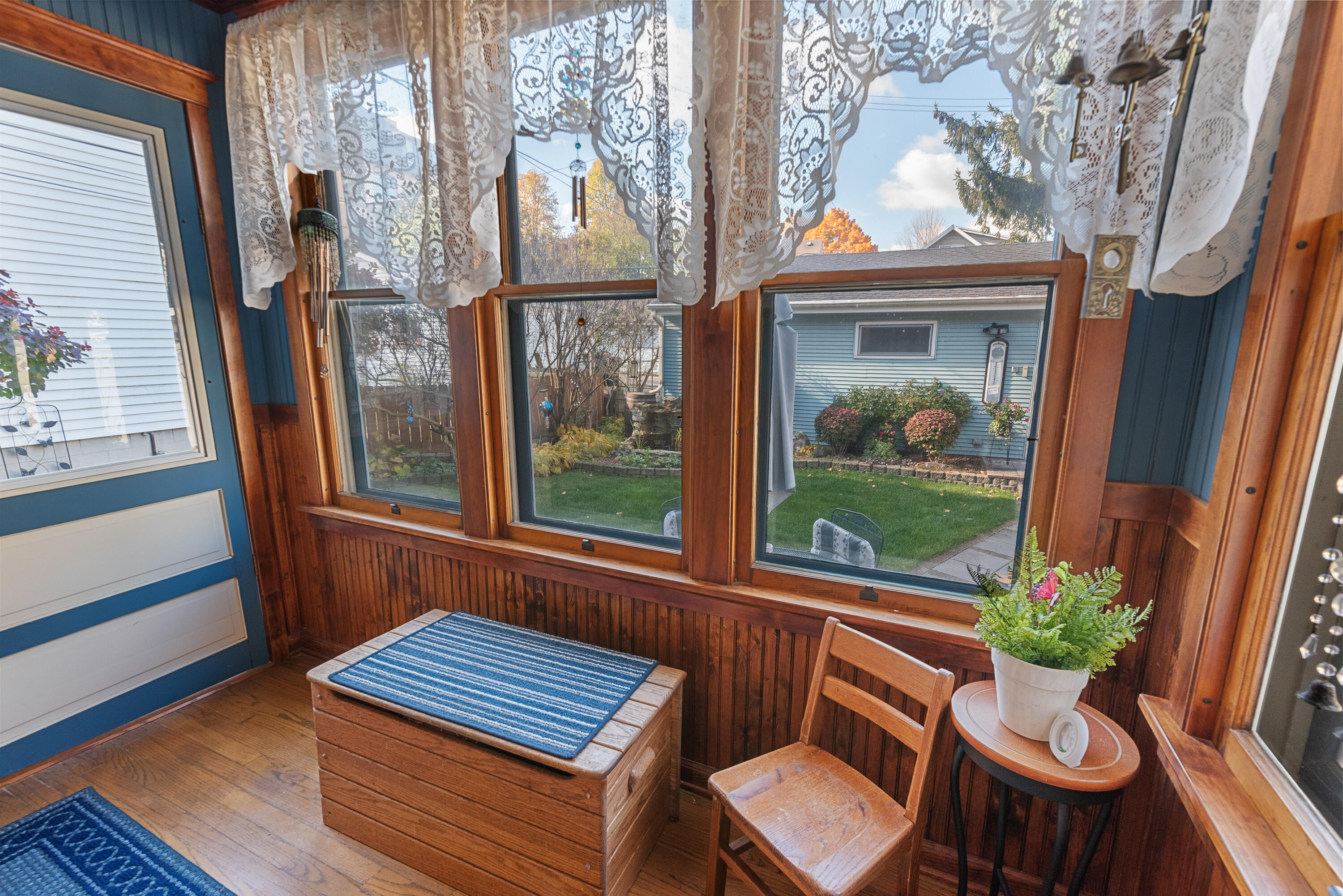 230 North 7th Avenue West Bend, WI 53095 - Photo 50 of 86 230 North 7th St interior-32