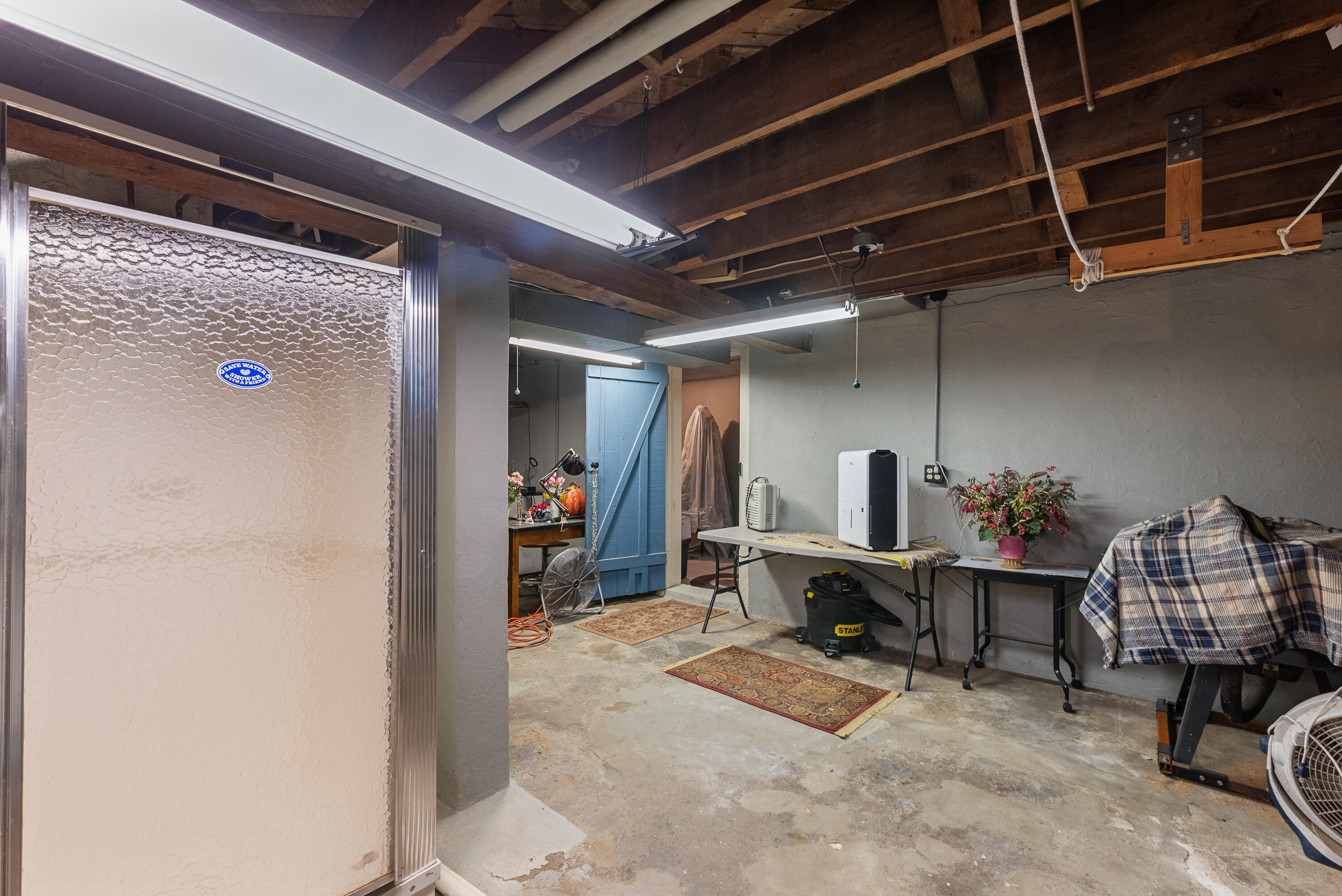 230 North 7th Avenue West Bend, WI 53095 - Photo 58 of 86 230 North 7th St interior-40