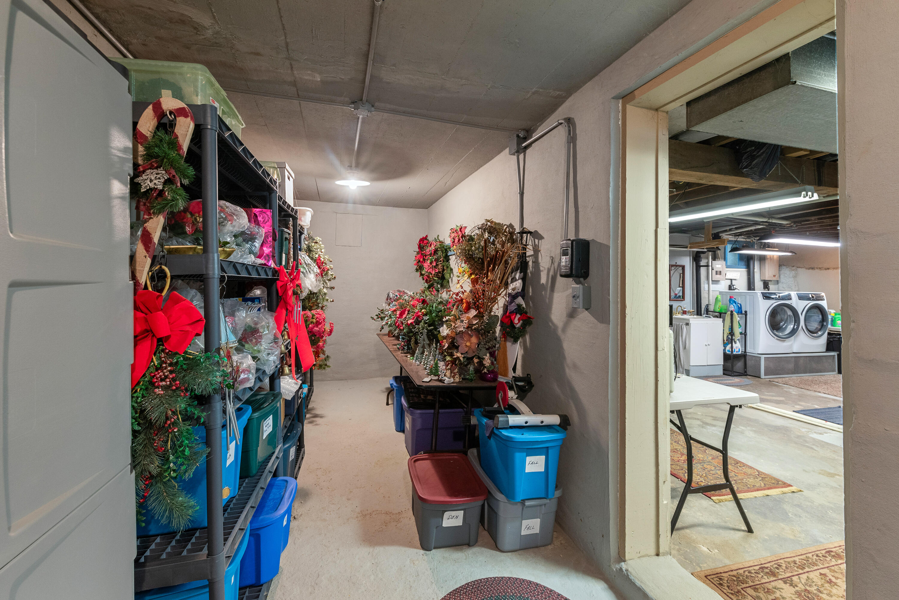 230 North 7th Avenue West Bend, WI 53095 - Photo 60 of 86 230 North 7th St interior-42