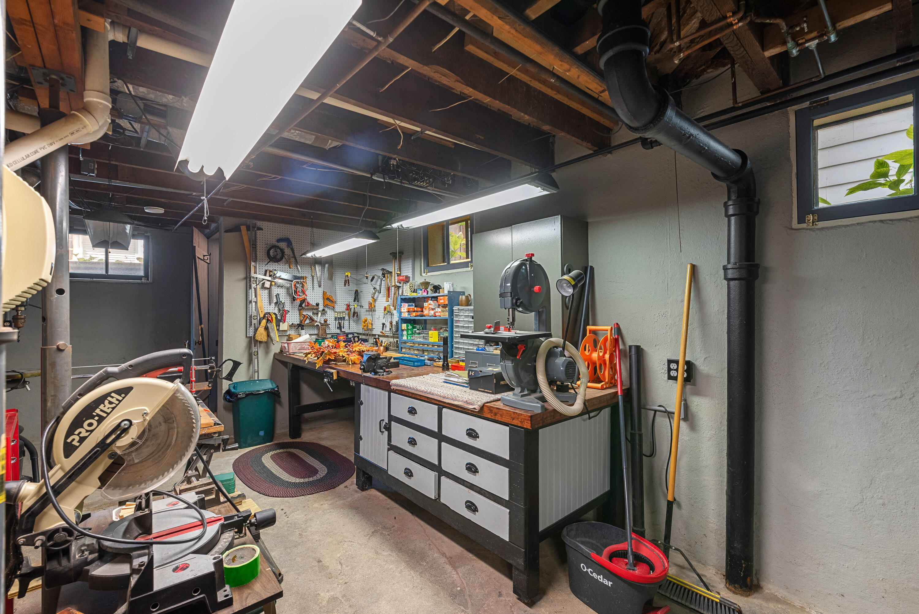 230 North 7th Avenue West Bend, WI 53095 - Photo 61 of 86 230 North 7th St interior-43