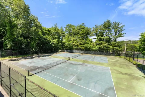 $1,095,000 | 1 Deerfoot Lane, Yonkers, NY 10710