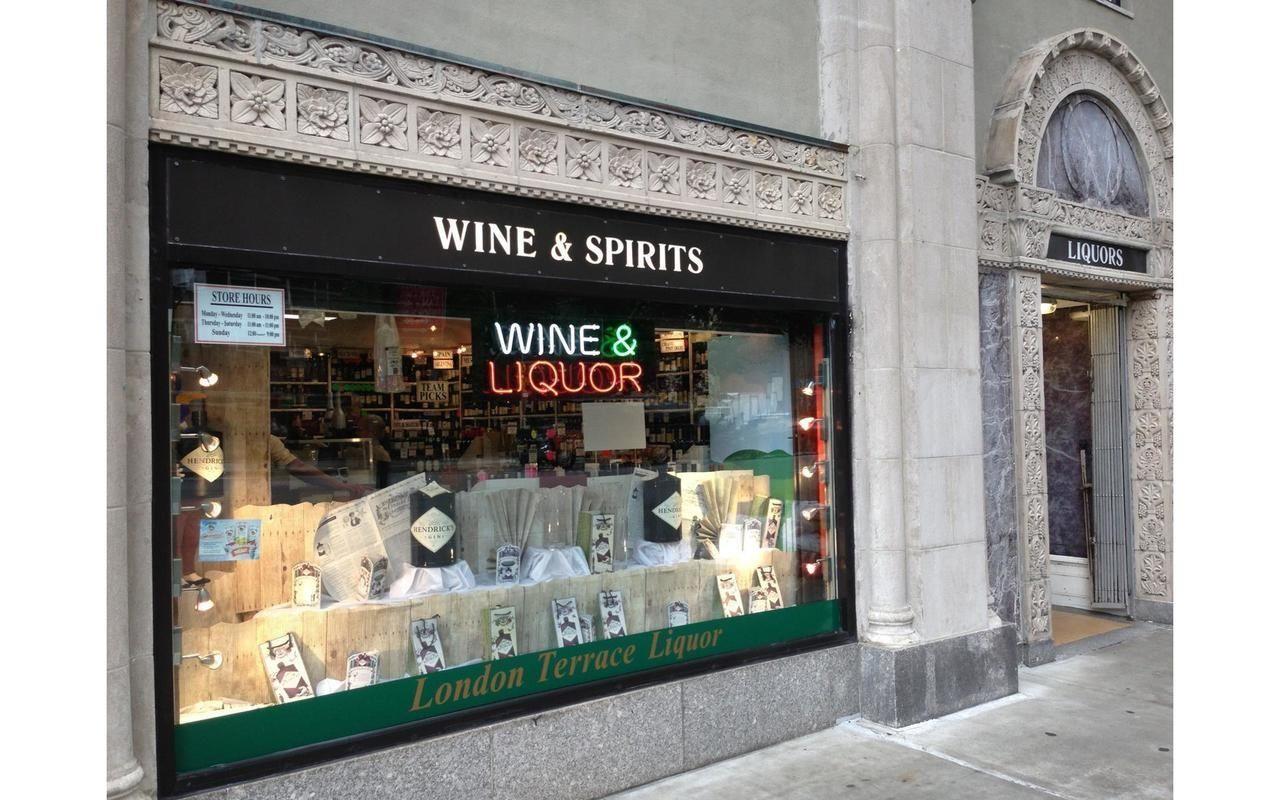 465 West 23rd Street, Unit 3C Manhattan, NY 10011 - Photo 15 of 32 a front view of a retail shop