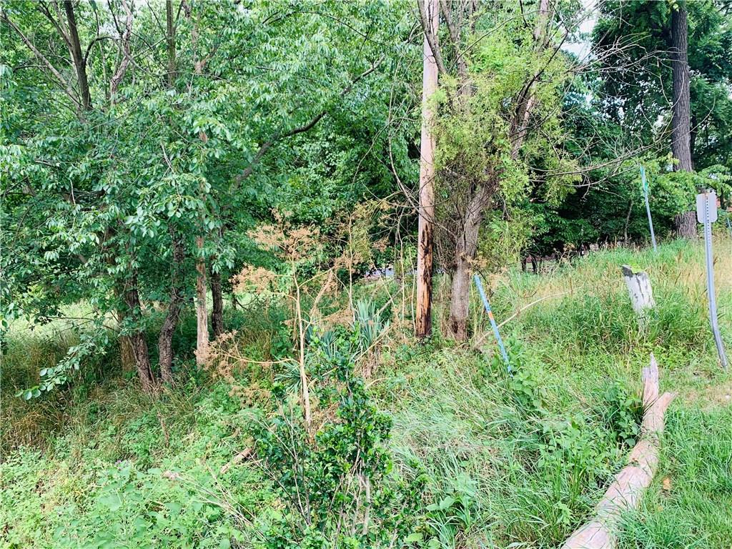 1138 Logan Road Bethel Park, PA 15102 - Photo 11 of 15