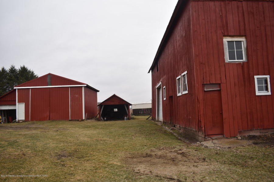 6512 South County Line Road Perrinton, MI 48871 - Photo 24 of 38 1863039-23.JPG