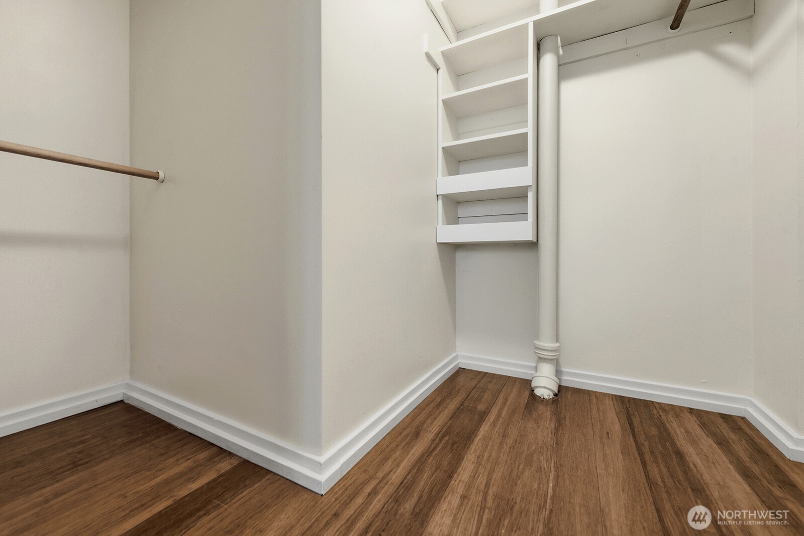 3717 Beach Drive Southwest, Unit 113 Seattle, WA 98116 - Photo 31 of 38