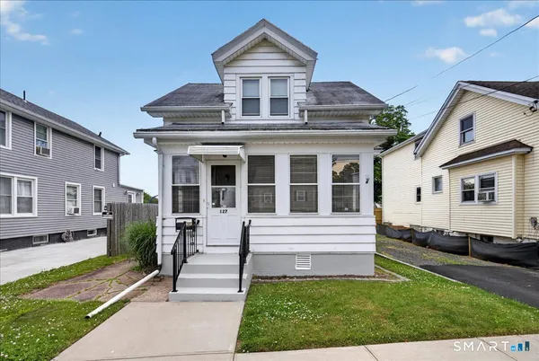 $290,000 | 127 Oakley Street, New Haven, CT 06513
