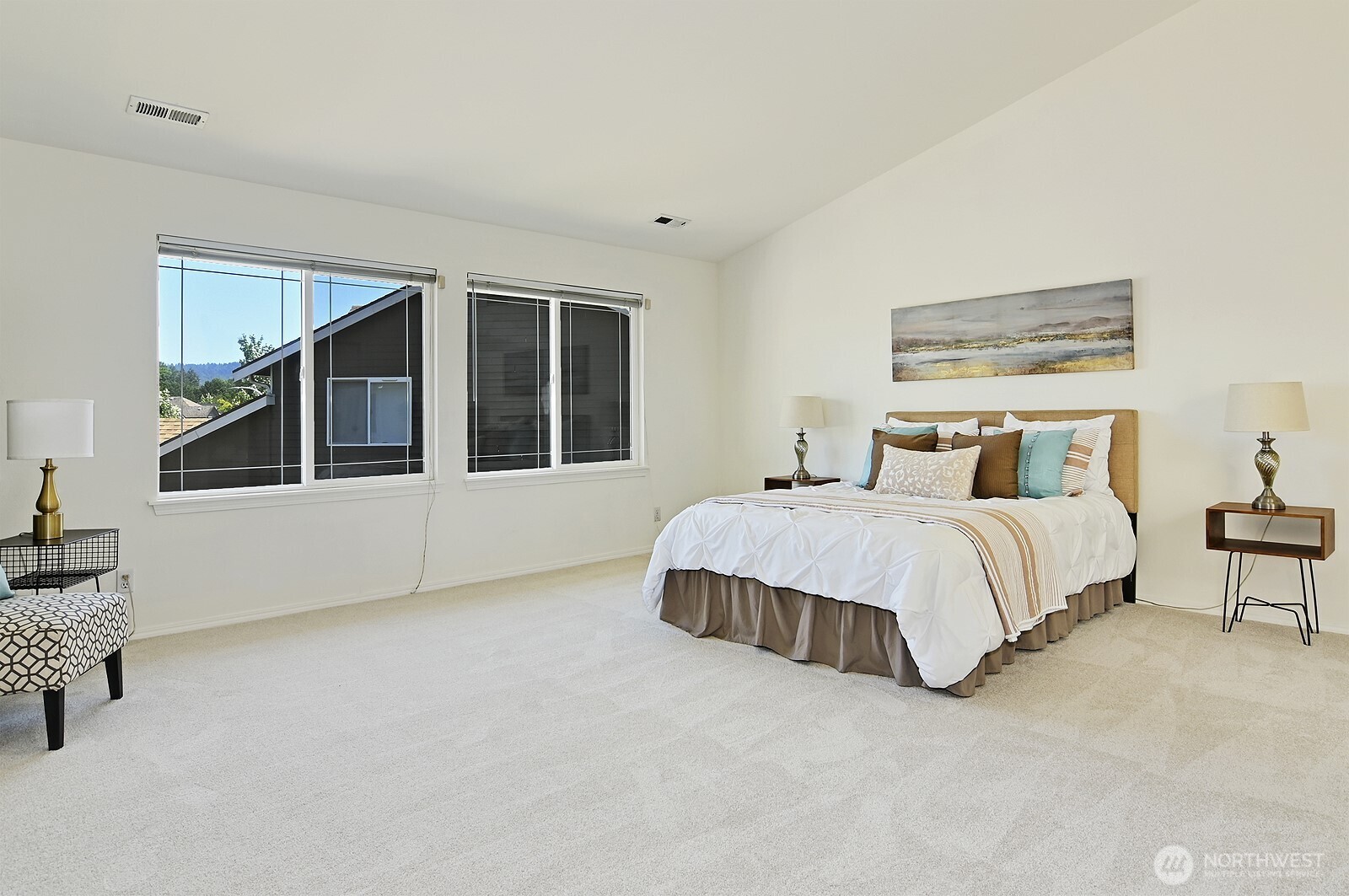 4313 Northeast 6th Court Renton, WA 98059 - Photo 15 of 30
