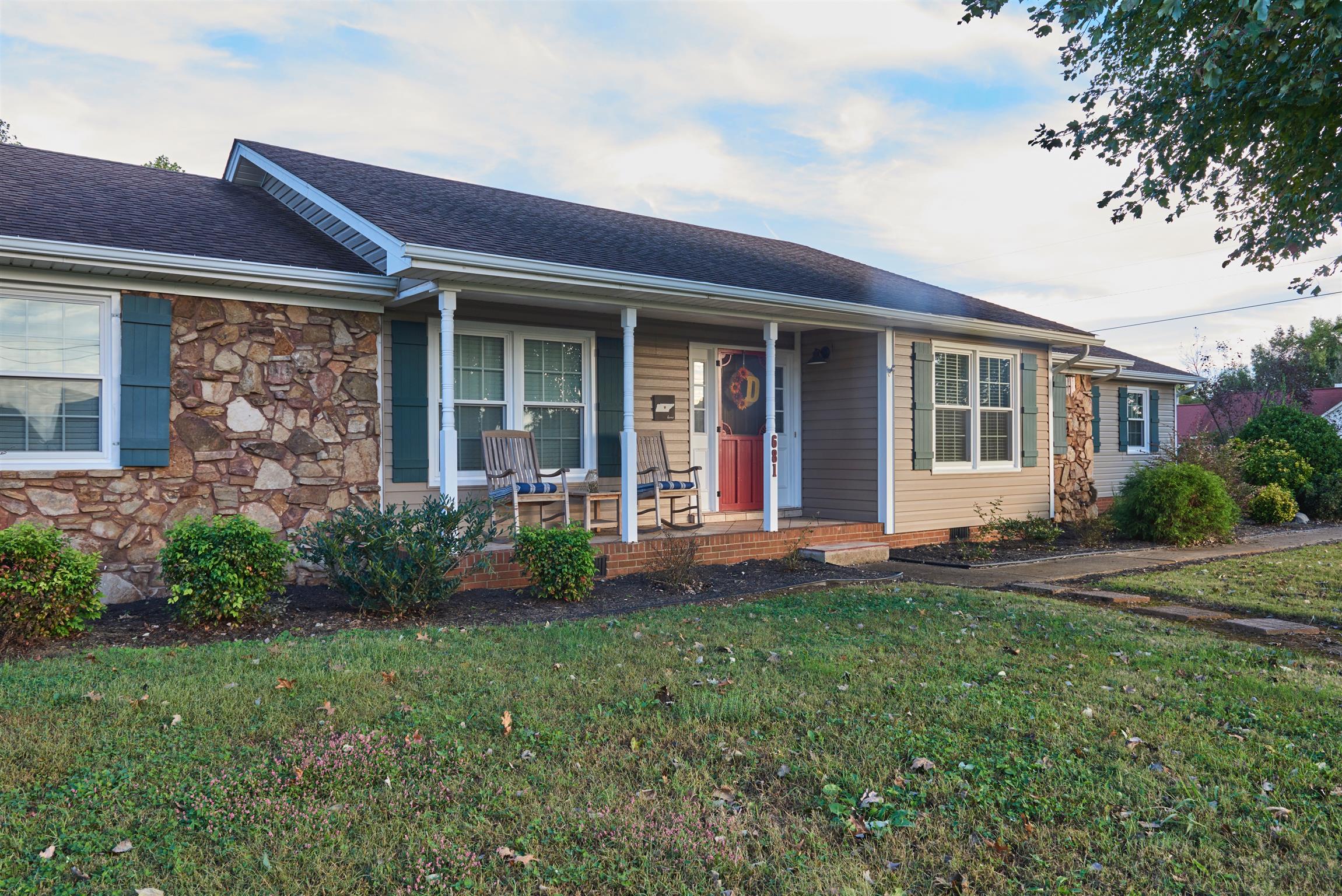 681 Rucker Lane Murfreesboro, TN 37128 - Photo 1 of 20 Gallery Image 1