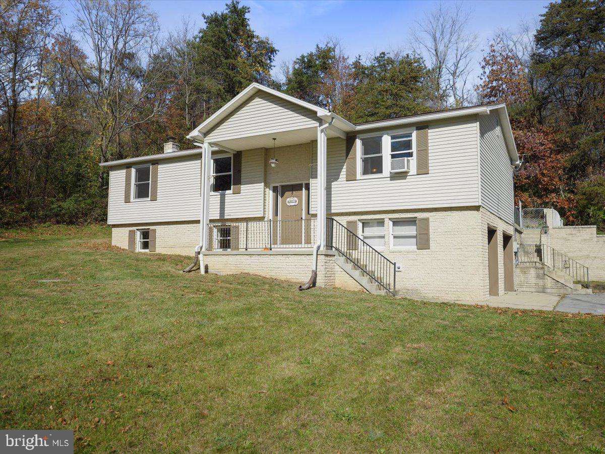 2731 Jack Road Chambersburg, PA 17202 - Photo 1 of 29 Front
