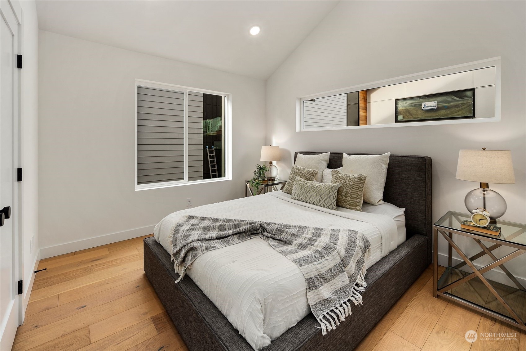 4722 45th Avenue Southwest Seattle, WA 98116 - Photo 20 of 30