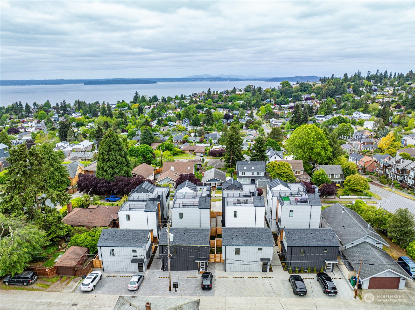 4722 45th Avenue Southwest Seattle, WA 98116 - Photo 26 of 30
