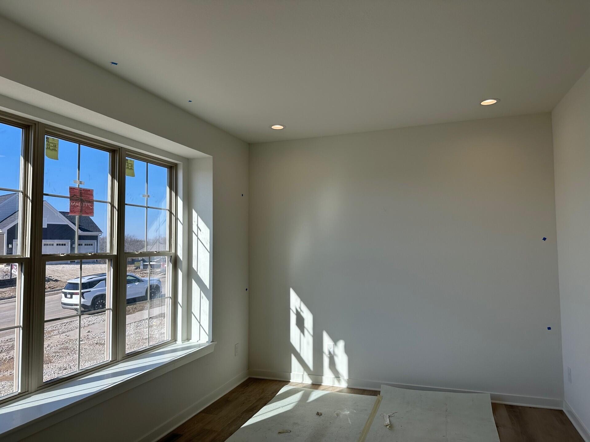 801 Viewpoint Avenue Waukesha, WI 53188 - Photo 3 of 17 Hailey office