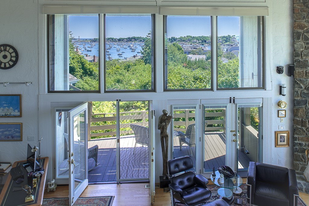 2 Roundy Road Marblehead, MA 01945 - Photo 11 of 23
