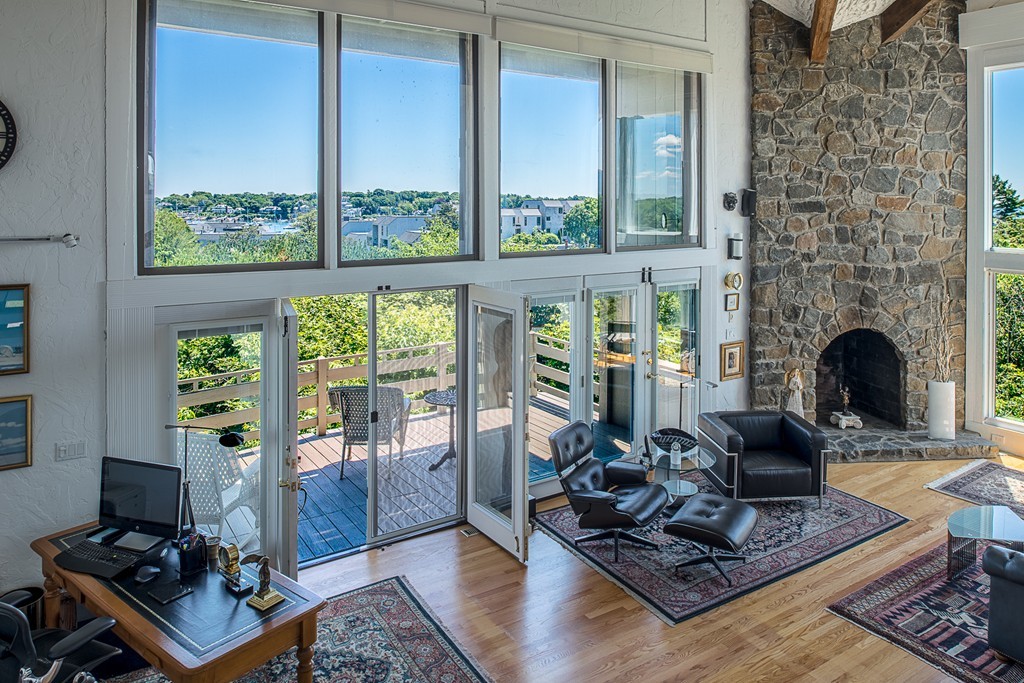 2 Roundy Road Marblehead, MA 01945 - Photo 12 of 23