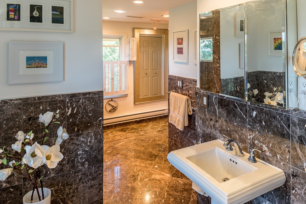 2 Roundy Road Marblehead, MA 01945 - Photo 18 of 23