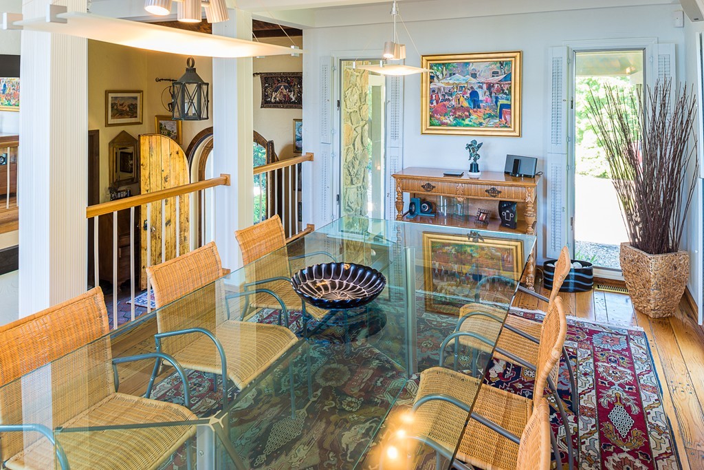 2 Roundy Road Marblehead, MA 01945 - Photo 7 of 23