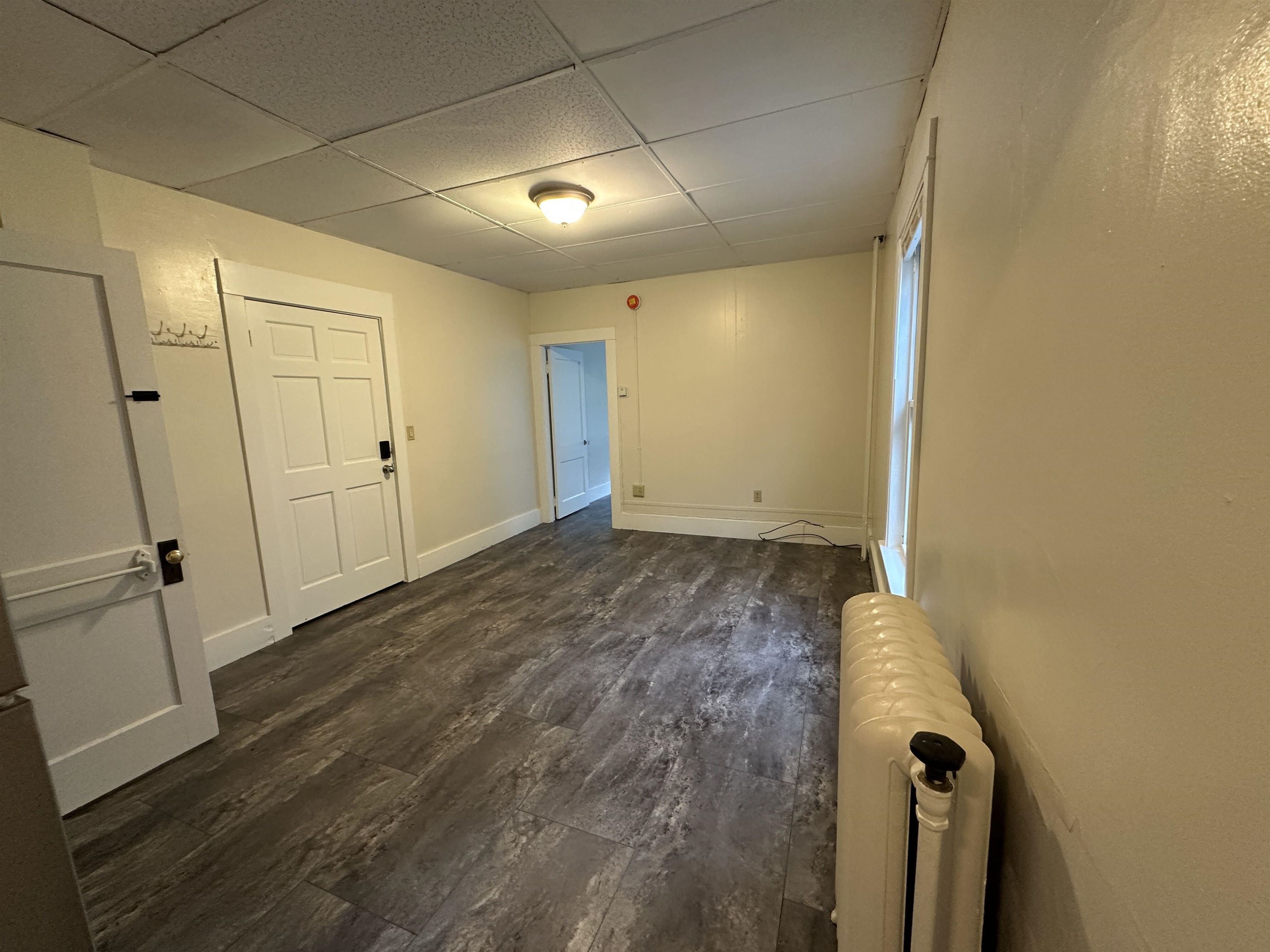 189 South Main Street, Unit 4 Rochester, NH 03867 - Photo 3 of 5 Gallery Image 3