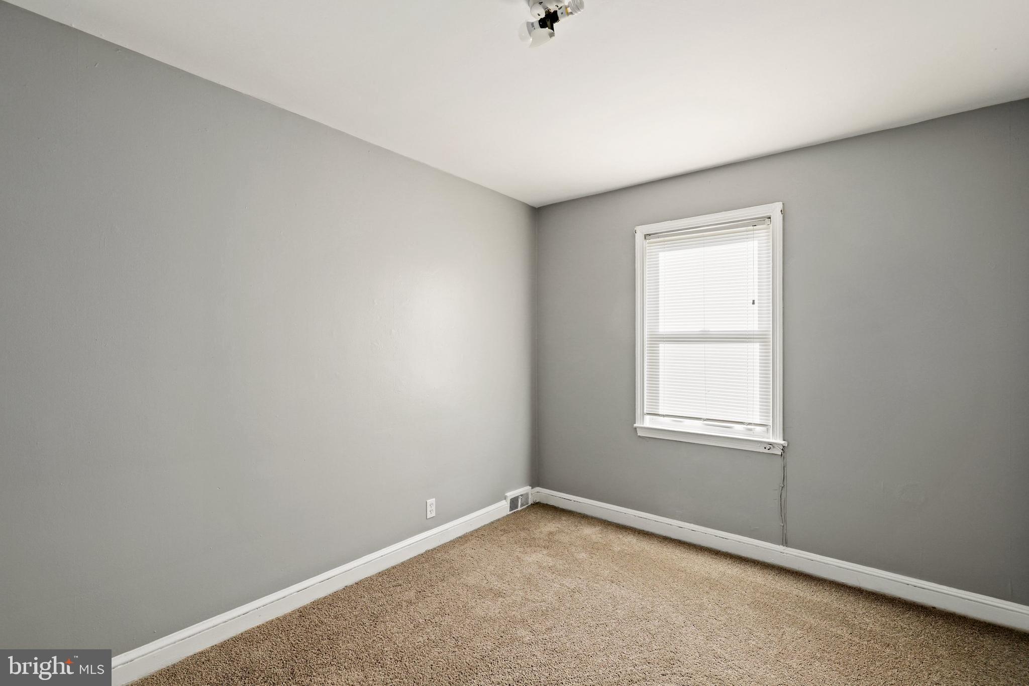 3923 Cedardale Road Baltimore, MD 21215 - Photo 20 of 36 Gallery Image 20