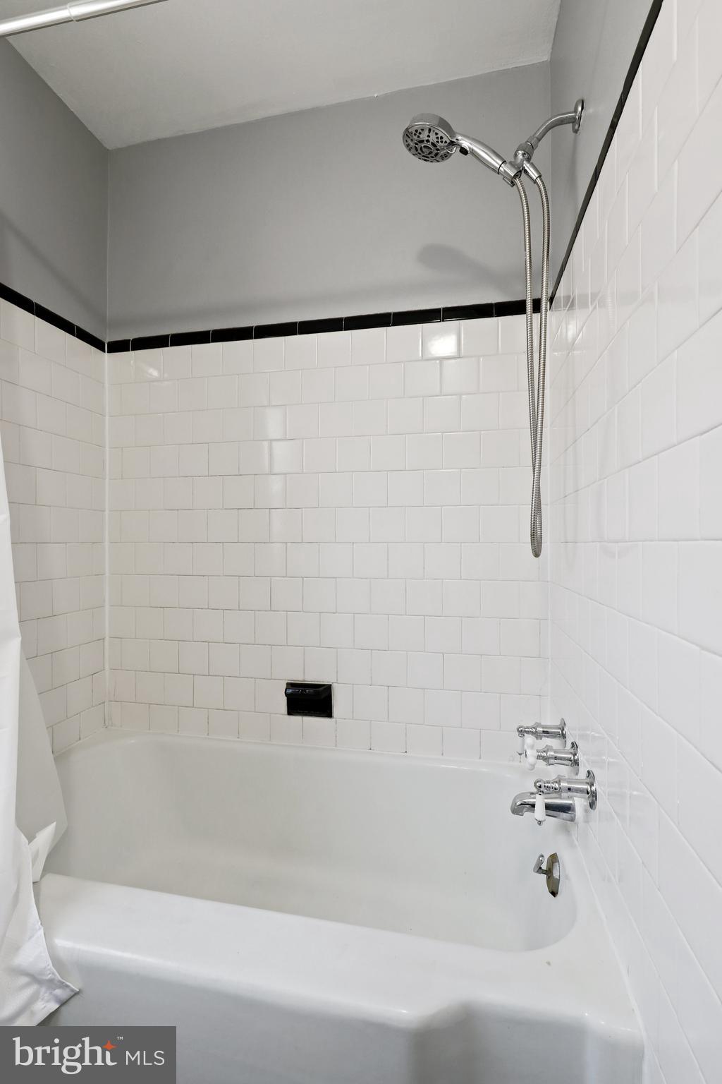 3923 Cedardale Road Baltimore, MD 21215 - Photo 21 of 36 Gallery Image 21