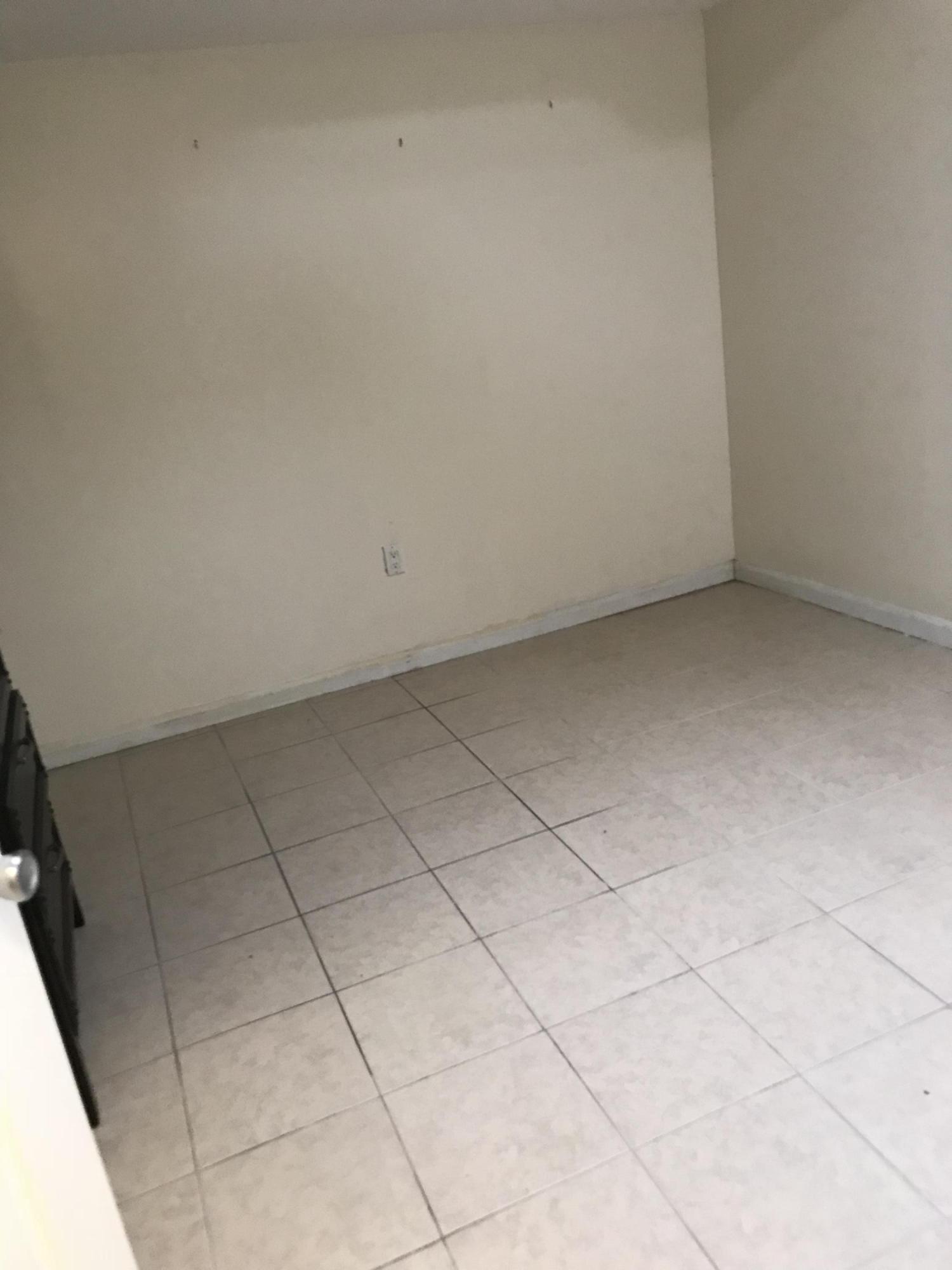 7313 Andorra Place Boca Raton, FL 33433 - Photo 22 of 26 C5E38968-A70C-4F20-8E96-80EA448B31DC