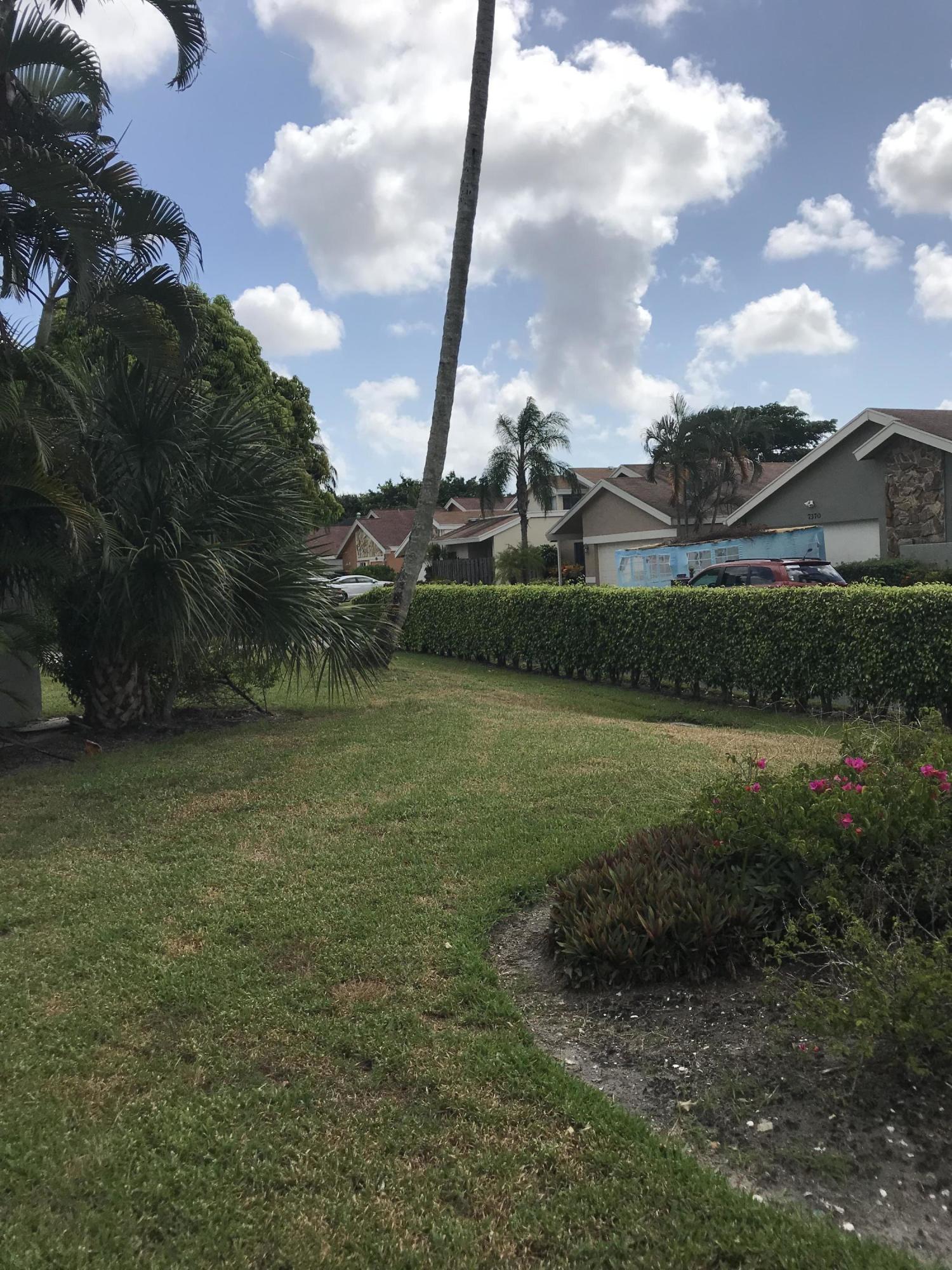 7313 Andorra Place Boca Raton, FL 33433 - Photo 4 of 26 6A0BCBC9-F6AF-4C4F-98C2-DA9D7B87650F