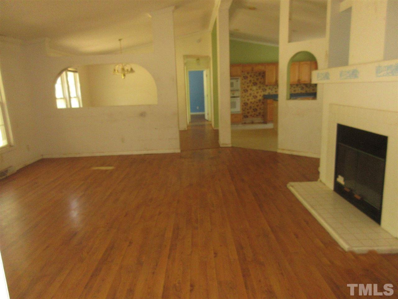 419 Ashley Road Apex, NC 27539 - Photo 8 of 22 Gallery Image 8