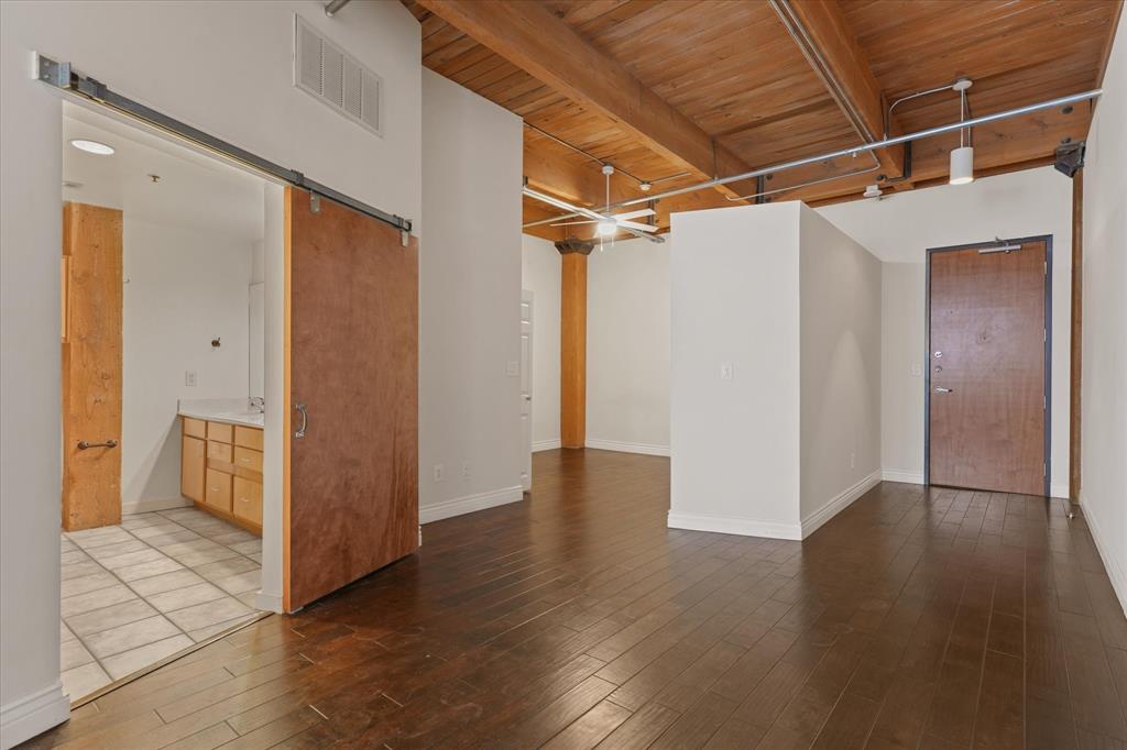 509 Elm Street, Unit 206 Dallas, TX 75202 - Photo 11 of 22