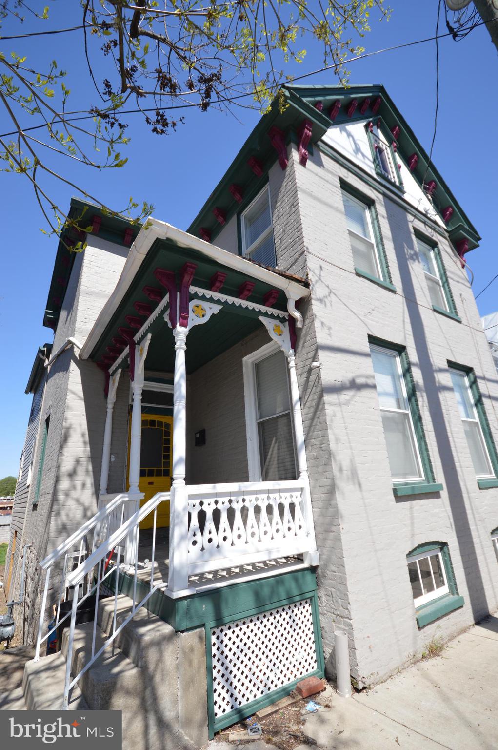 317 North Kent Street, Winchester, VA 22601 Compass