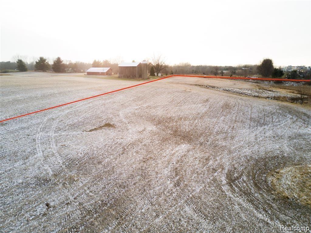 1 Pinckney Road Howell, MI 48843 - Photo 11 of 12