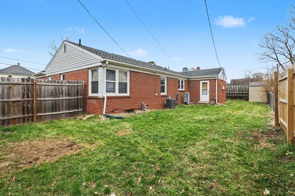 $145,000 | 118 West Hoffman Street, Three Rivers, MI 49093