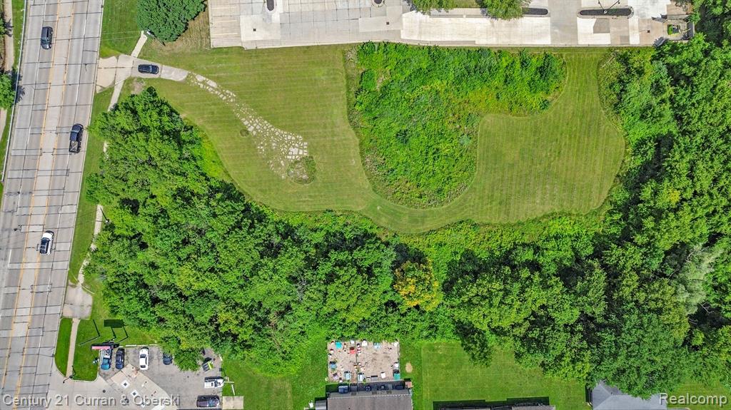 38500 Garfield Road Clinton Township, MI 48038 - Photo 4 of 12