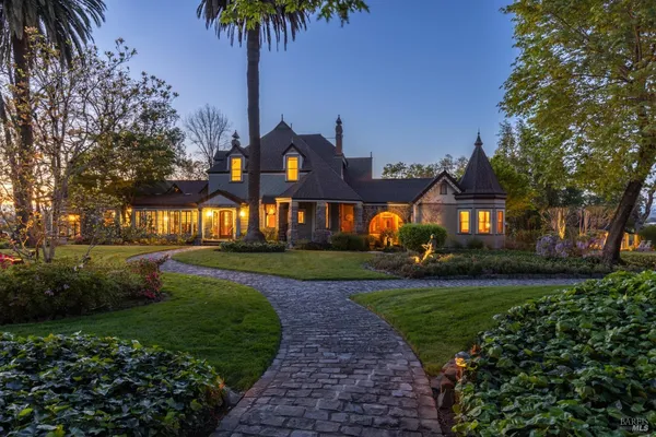 $3,495,000 | 2875 Woolsey Road, Windsor, CA 95492