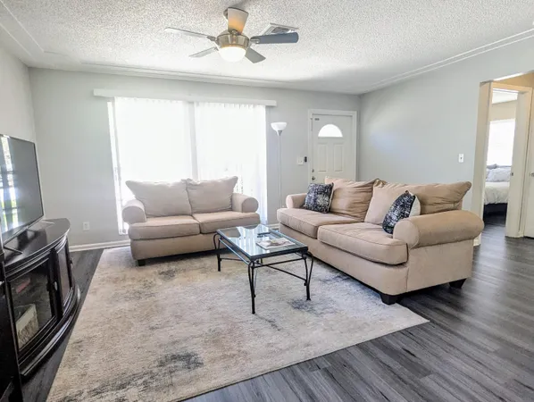 $800,000 | 1350 Riverside Circle, Unit S A AND B, Wellington, FL 33414