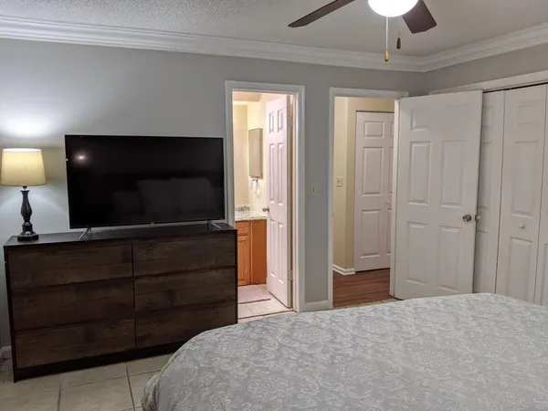 $800,000 | 1350 Riverside Circle, Unit S A AND B, Wellington, FL 33414