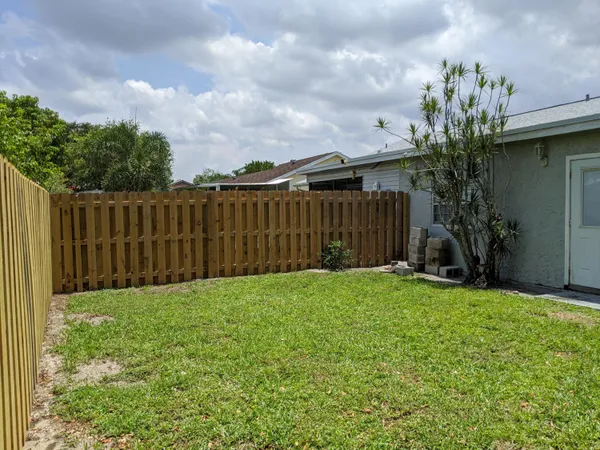 $800,000 | 1350 Riverside Circle, Unit S A AND B, Wellington, FL 33414