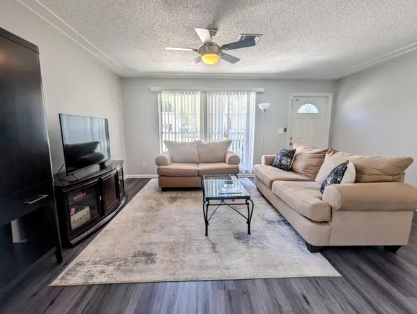 $800,000 | 1350 Riverside Circle, Unit S A AND B, Wellington, FL 33414