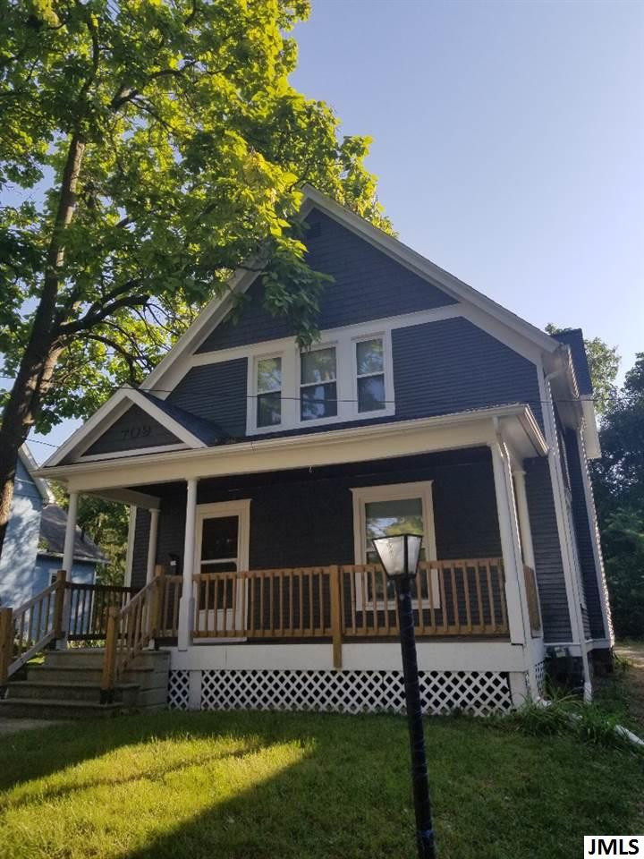 709 3rd Street Jackson, MI 49203 - Photo 1 of 18 Photo 1