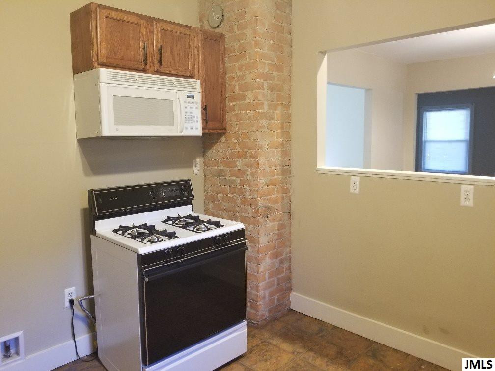 709 3rd Street Jackson, MI 49203 - Photo 13 of 18 Photo 13